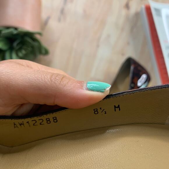 Stuart Weitzman Brown Chunky Heels - Picture 8 of 9